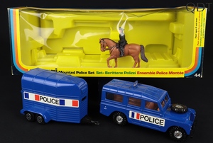 Corgi toys gift set 44 mounted police set ee125 front