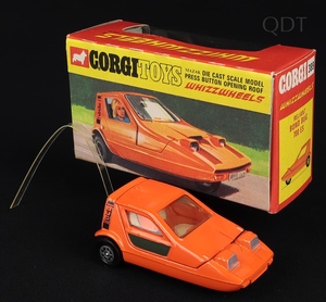 Corgi toys 389 bond bug reliant ee241 front