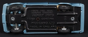 Dinky toys 140 ford consul cortina ee253 base