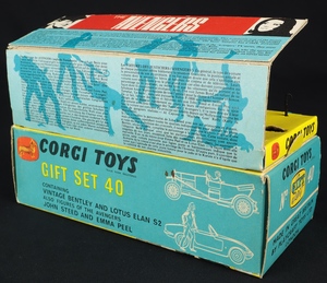 Corgi toys gift set 40 avengers ee267 box 1