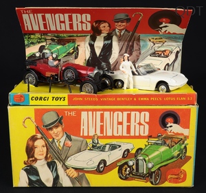 Corgi toys gift set 40 avengers ee267 front