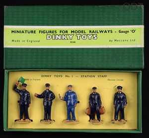 Dinky toys 1 station staff figures ee334 front