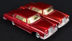 French dinky toys 533 mercedes coupe 300se ee423 candy red