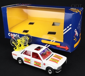 Corgi toys 373 peugeot rally car ee592 front