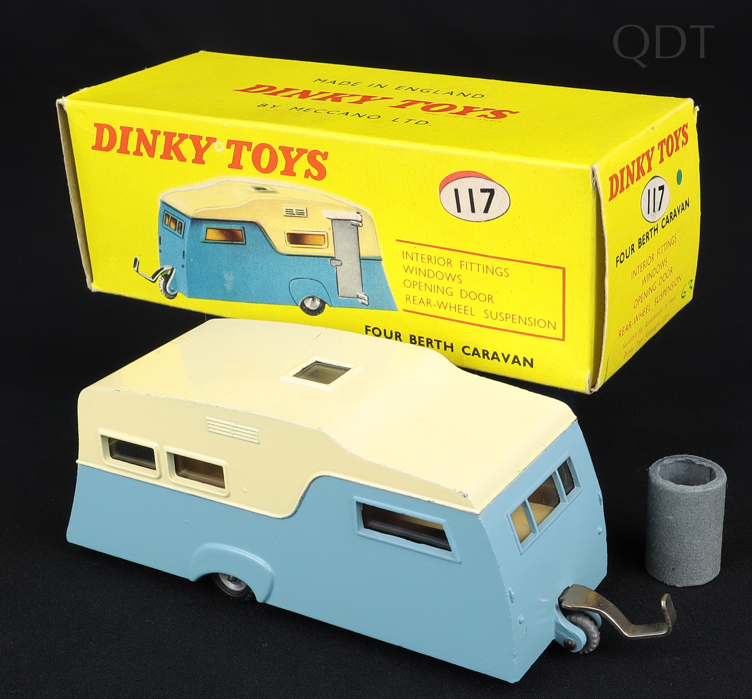 Dinky Toys 117 Four Berth Caravan - QDT