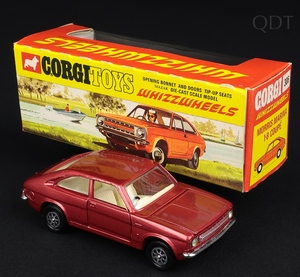 Corgi toys 306 morris marina 1 6 coupe ee657 front