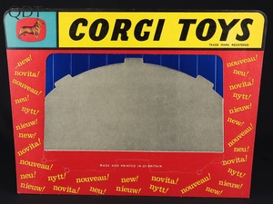 Corgi toys stage cc432 front