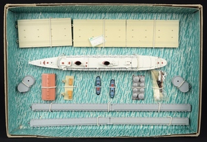 Triang minic presentation set m891 rms queen elizabeth ee689 ship