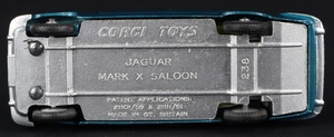 Corgi Toys 238 Jaguar Mark X QDT