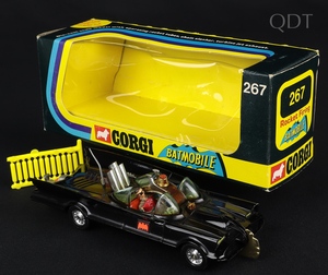 Corgi toys 267 batmobile ee891 front