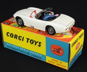 Corgi toys 336 james bond's toyota ee940 back