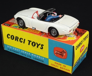 Corgi toys 336 james bond's toyota ee940 back