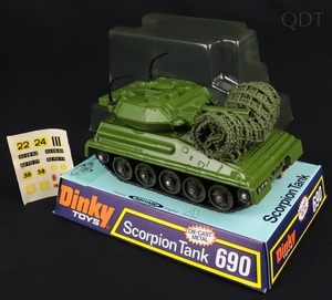 Dinky toys 690 scorpion tank ff14 front