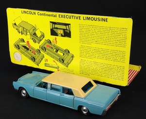 Corgi toys 262 lincoln continental ff149 back