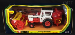 Corgi toys 1112 combine harvester ff155 front