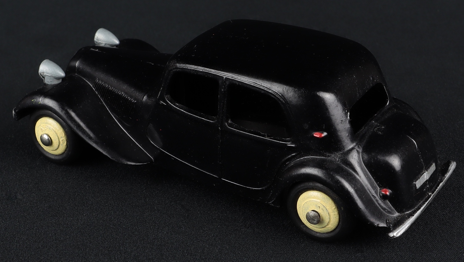 DINKY TOYS 24N CITROEN TRACTION 11BL