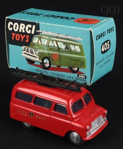 Corgi toys 405 bedford fire tender ee898 front