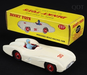 Dinky toys 237 mercedes racer ff376 front