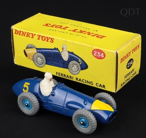 Dinky toys 234 ferrari racer ff463 front