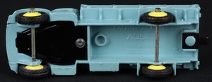 Dinky toys 412 austin wagon ff613 base