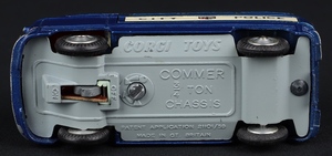 Corgi toys 464 commer police van city ff698 base