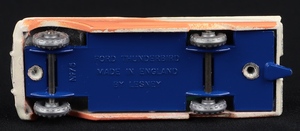 Matchbox models 75 thunderbird ff800 base