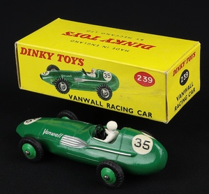 Dinky toys 239 vanwall racing car ff805 back