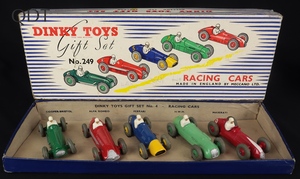 Dinky toys gift set 4 racing cars ff943 front