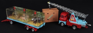 Corgi toys gift set 21 chipperfields circus crane truck menagerie gg3 gg3 reverse