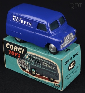 Corgi toys 403 daily express bedford van gg43 front