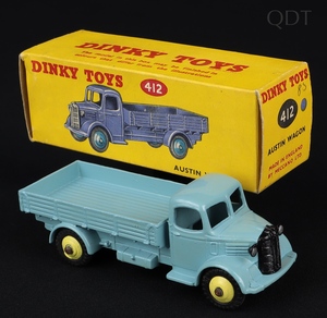 Dinky toys 412 austin wagon gg52 front