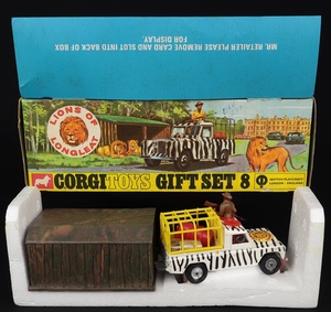 Corgi gift set 8 lions longleat gg65 back