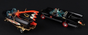 Corgi toys gift set 3 batmobile batboat red tyres gg98 models back