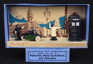 Dinky gift set 42 police hut motor cycle patrol policemen gg146 front