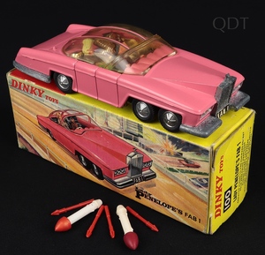 Dinky toys 100 fab 1 lady penelope gg168 front