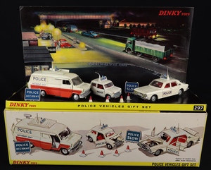 Dinky toys set 297