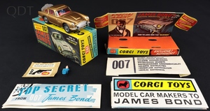 Corgi toys 261 james bond aston toffee gg246 front