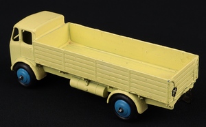 Dinky toys 25r forward control lorry gg339 back