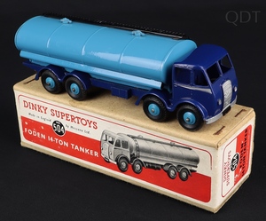 Dinky supertoys 504 foden 14 ton tanker gg371 front
