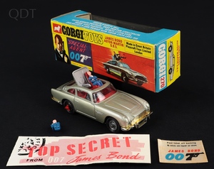 Corgi toys 270 james bond's aston martin gg389 front