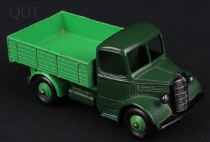 Dinky toys 25w bedford truck gg519 front
