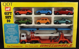 Corgi toys gift set 20 carrimore tri deck transporter gg540 front