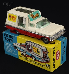 Corgi toys 486 kennel service wagon four dogs chevrolet gg655 front