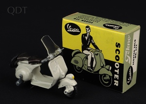 Tekno 442 vespa scooter solo gg688 front