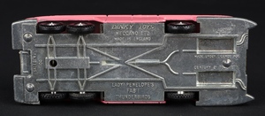 Dinky toys 100 lady penelope's fab 1 gg753 base