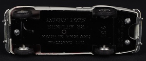 Dinky toys 194 bentley coupe gg803 base