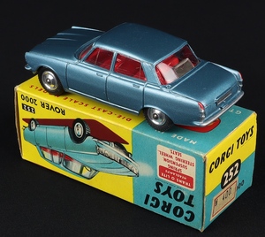 Corgi toys 252 rover 2000 gg970 back