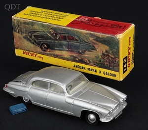 Nicky dinky toys 142 jaguar mark x saloon hh196 front