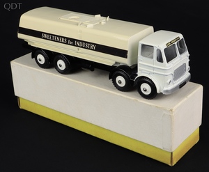 This week at a glance the most recent listings at QDT the diecast specialist. More than 30 years experience in diecast model retail QDT
