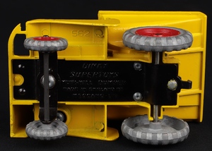 Dinky toys 562 dumper truck hh772 base